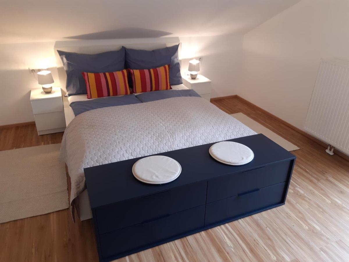 Haus Putzas Appartment Niedernsill Kültér fotó