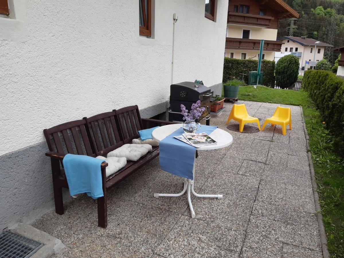 Haus Putzas Appartment Niedernsill Kültér fotó
